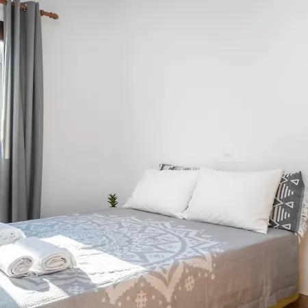 Zoe & Zen Collection Lägenhet Páros