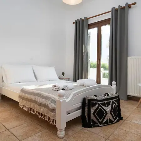 Zoe&zen Collection * Kampos (Antiparos)