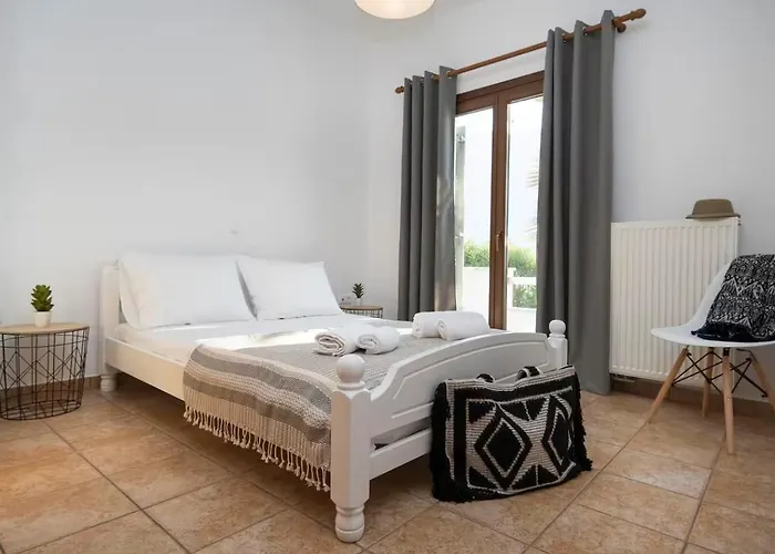 Zoe & Zen Collection * Parikia (Paros)